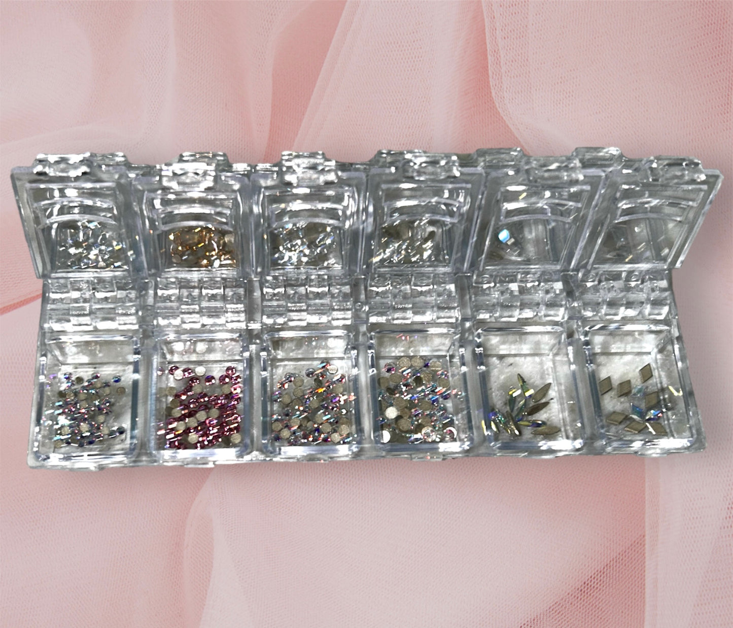 440 Assorted Advanced Crystal Swarovski Tooth Gem Box (Lead Free)