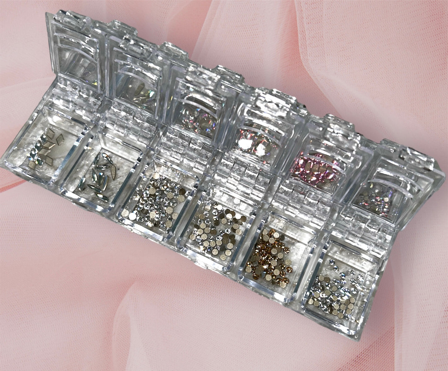 440 Assorted Advanced Crystal Swarovski Tooth Gem Box (Lead Free)