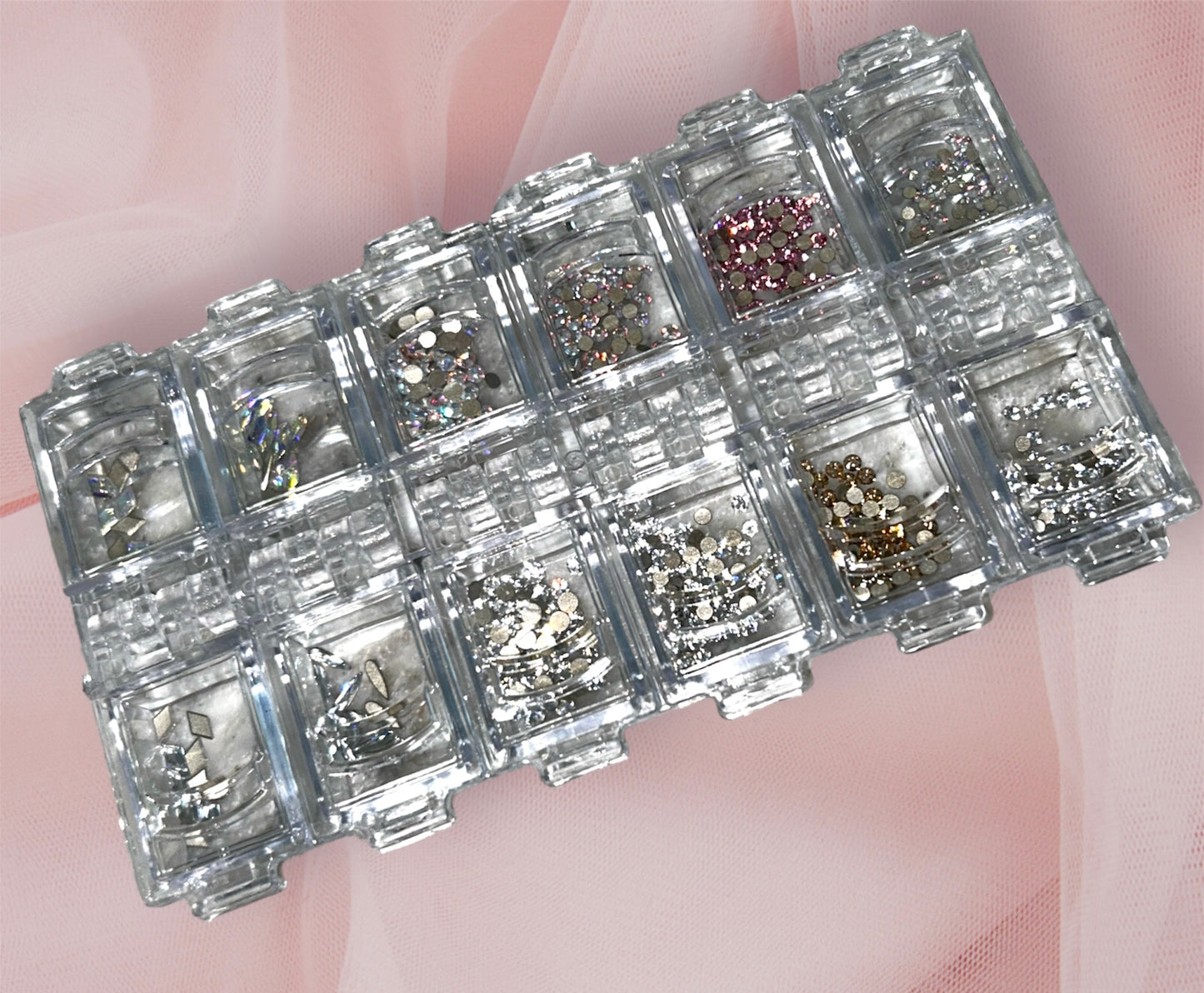 440 Assorted Advanced Crystal Swarovski Tooth Gem Box (Lead Free)